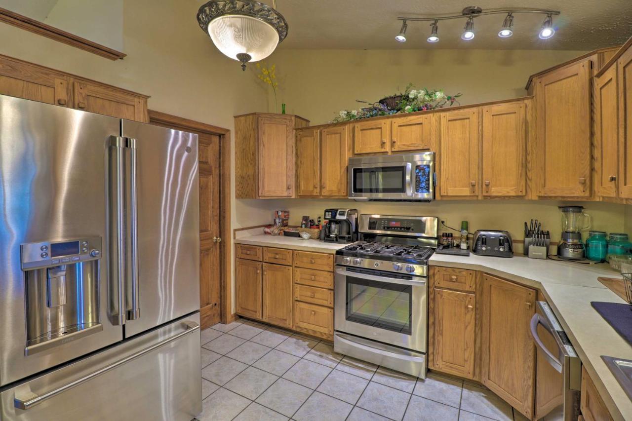 Secluded Marble Falls Family Home With Mtn Views! ภายนอก รูปภาพ